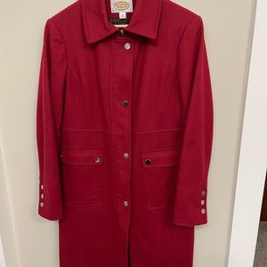 Beautiful, deep red ladies winter coat.  Snap silver buttons & zipper